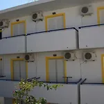 Skoufezis 3* Kardamena (Kos)