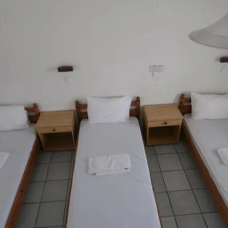 Skoufezis Apartmanhotel 3*