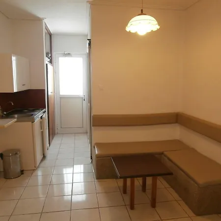 Hotel apartamentowy Skoufezis 3*