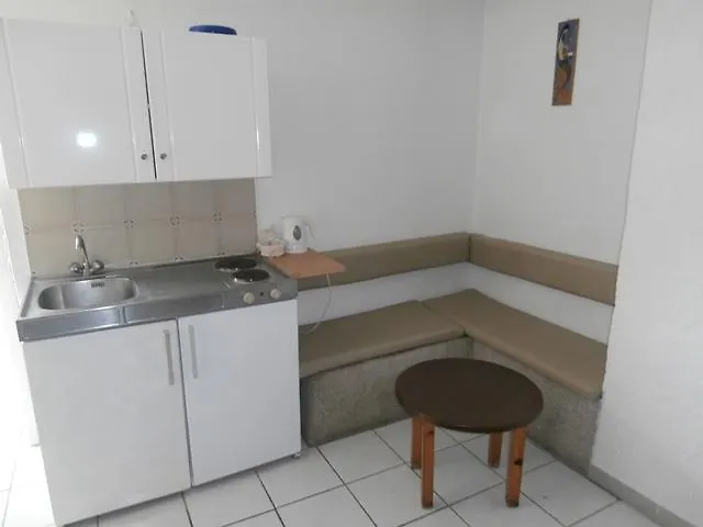 Skoufezis Apart Otel