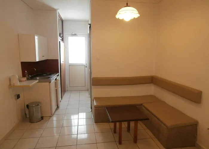 Apart Otel Skoufezis 3*