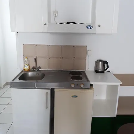 Skoufezis 3* Kardamena (Kos)